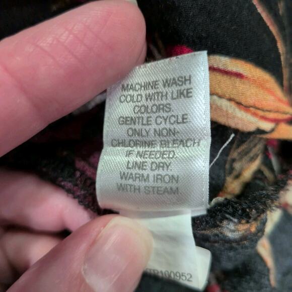 J Jill Top Women's Large Petite LP Black Floral 3/4 Bell Sleeve V Neck Peasant - Picture 12 of 13